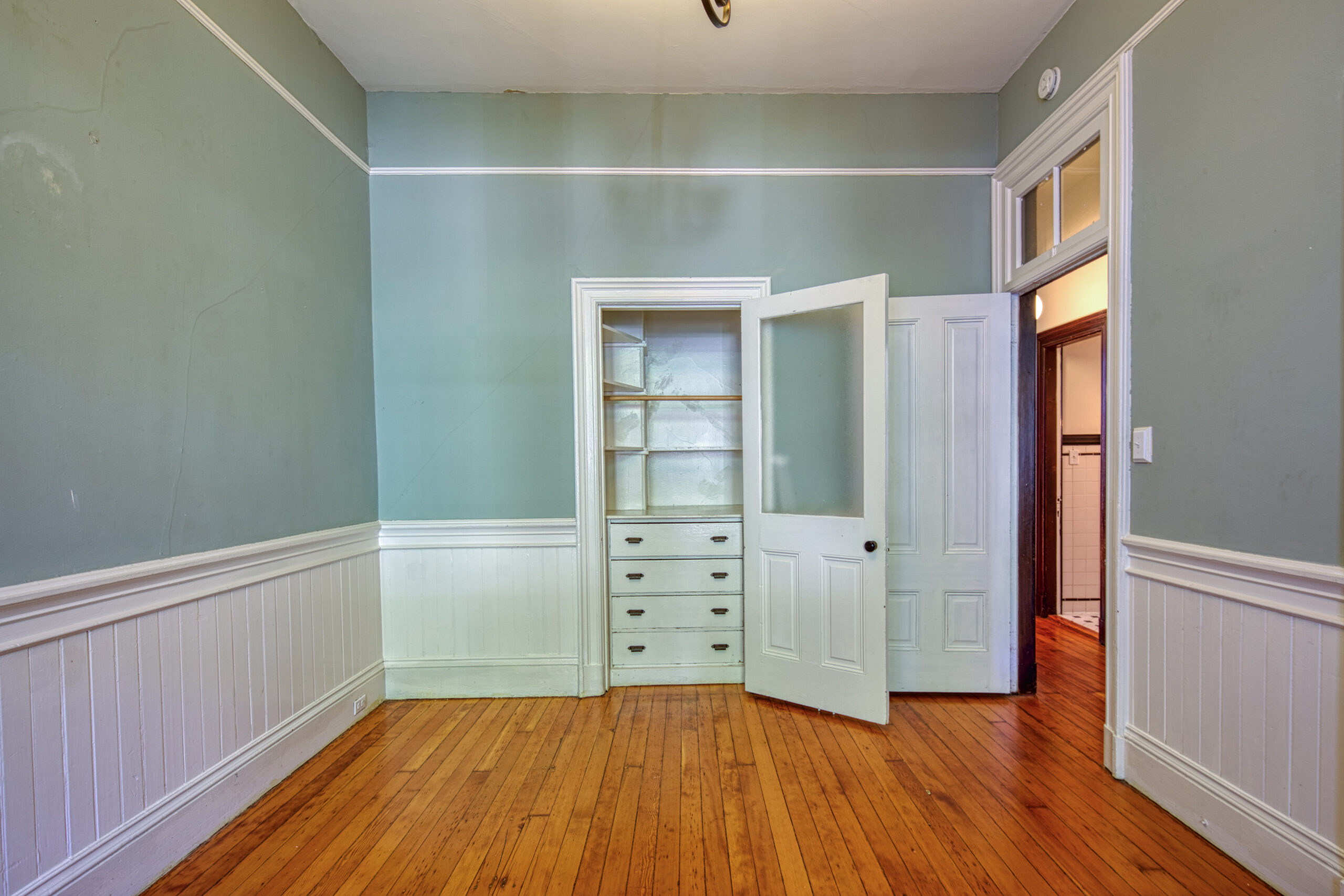 Listing Details